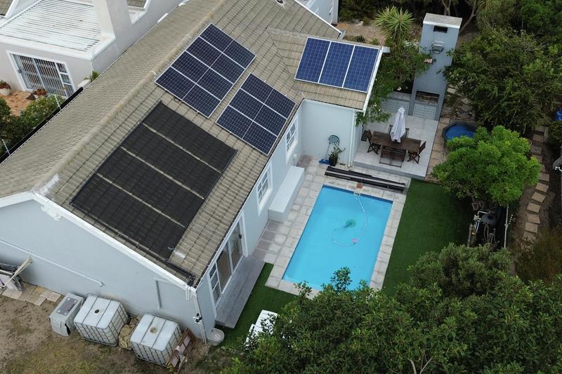 3 Bedroom Property for Sale in Sunningdale Western Cape